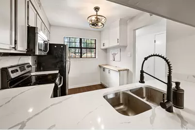 1912 Shadowood Trail, Colleyville, TX 76034 - Photo 15