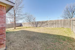 1104 Junegrass Ln, Crowley, TX 76036 - Photo 35