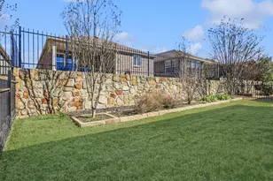 7609 Heritage Dr, Savannah, TX 76227 - Photo 25