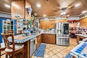 804 Valley Oaks Ct, Arlington, TX 76012 - Photo 9