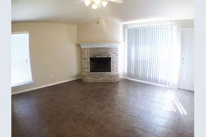 1006 Godwin Avenue, Glenn Heights, TX 75154 - Photo 5