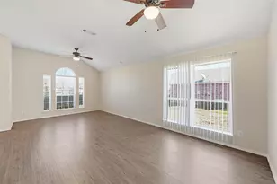 1006 Godwin Ave, Glenn Heights, TX 75154 - Photo 3