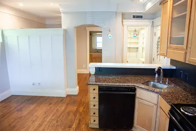 5837 Velasco Avenue #102, Dallas, TX 75206 - Photo 1
