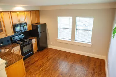 5837 Velasco Avenue #102, Dallas, TX 75206 - Photo 9