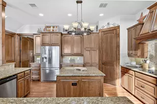 1010 Robin Ln, Possum Kingdom Lake, TX 76449 - Photo 9