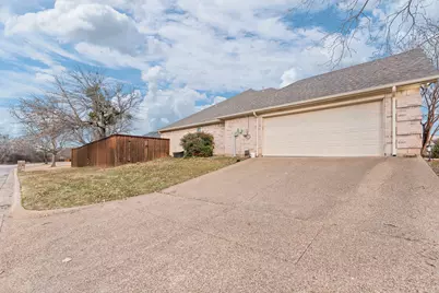 201 Brianne Court, Joshua, TX 76058 - Photo 29