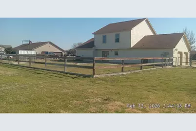10456 Gentry Drive, Justin, TX 76247 - Photo 15