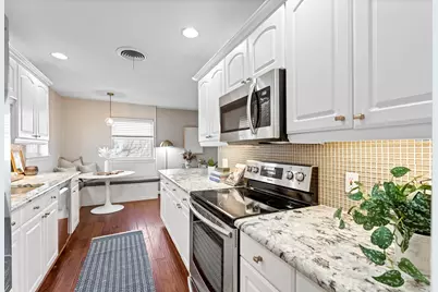 10631 Larchfield Lane, Dallas, TX 75238 - Photo 13