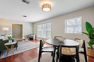 10631 Larchfield Ln, Dallas, TX 75238 - Photo 11