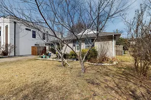 3753 Almazan Dr, Dallas, TX 75220 - Photo 3