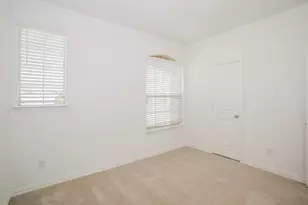 929 High Noon Dr, Haslet, TX 76052 - Photo 11