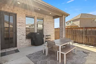 2205 Lexington Wy, Carrollton, TX 75010 - Photo 33