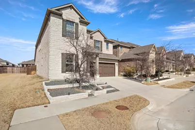 2205 Lexington Way, Carrollton, TX 75010 - Photo 3