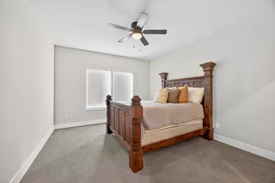 1913 E Myrtle Street, Fort Worth, TX 76104 - Photo 17