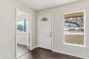 1213 Glenda Dr, Bedford, TX 76022 - Photo 9