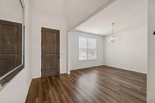 200 Kirwin Dr, Fort Worth, TX 76131 - Photo 5