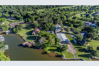 1712 Island Village Court, Granbury, TX 76048 - Photo 7