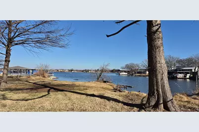 1712 Island Village Court, Granbury, TX 76048 - Photo 7