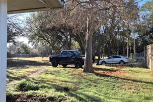 1712 Island Village Ct, Granbury, TX 76048 - Photo 5