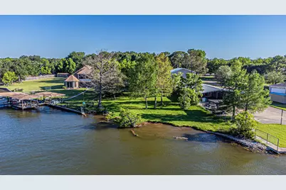 1712 Island Village Court, Granbury, TX 76048 - Photo 15