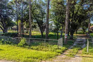 1712 Island Village Ct, Granbury, TX 76048 - Photo 13