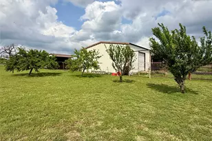 302 Poplar St, Hico, TX 76457 - Photo 13