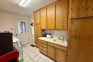 302 Poplar St, Hico, TX 76457 - Photo 35