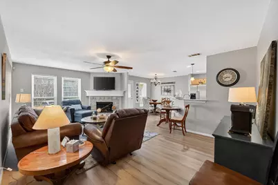 531 Hollyberry Drive, Mansfield, TX 76063 - Photo 15