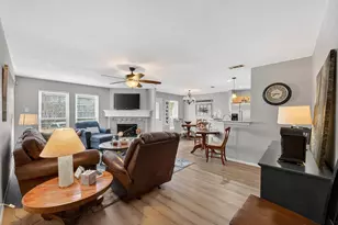 531 Hollyberry Dr, Mansfield, TX 76063 - Photo 15