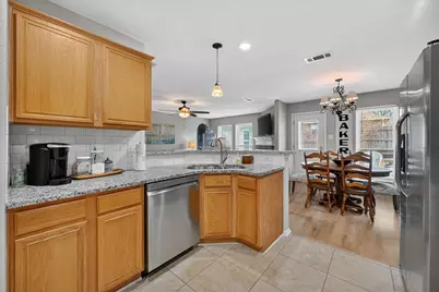 531 Hollyberry Drive, Mansfield, TX 76063 - Photo 23