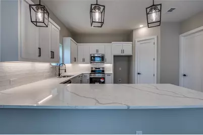 708 Perry Avenue, Waxahachie, TX 75165 - Photo 13