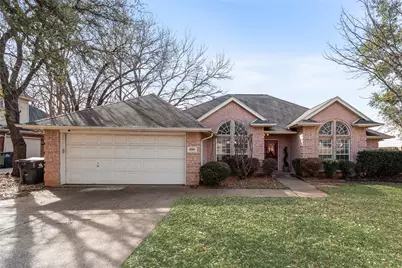 6200 Pennsylvania Avenue, Arlington, TX 76017 - Photo 1