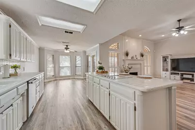 6200 Pennsylvania Avenue, Arlington, TX 76017 - Photo 17