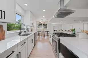 9231 Pinewood Dr, Dallas, TX 75243 - Photo 7