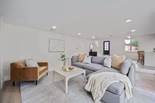 9231 Pinewood Dr, Dallas, TX 75243 - Photo 5