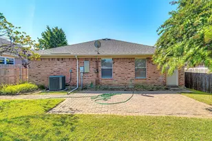 809 Birkhill Trail, Arlington, TX 76001 - Photo 17