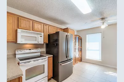 809 Birkhill Trail, Arlington, TX 76001 - Photo 5