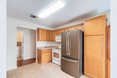 809 Birkhill Trail, Arlington, TX 76001 - Photo 5