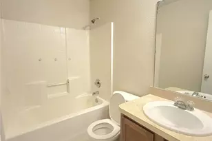 715 Hallvale Dr, White Settlement, TX 76108 - Photo 19