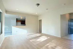 715 Hallvale Dr, White Settlement, TX 76108 - Photo 3