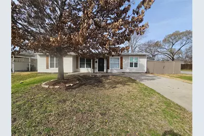 1002 Highland Drive, Grand Prairie, TX 75051 - Photo 1