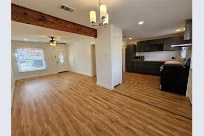 1002 Highland Drive, Grand Prairie, TX 75051 - Photo 9