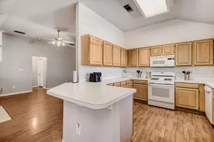 8206 Sundeck St, Frisco, TX 75035 - Photo 9