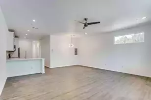 3275 Dallas St, Dallas, TX 75210 - Photo 3