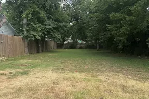 3631 Jamaica St, Dallas, TX 75210 - Photo 1