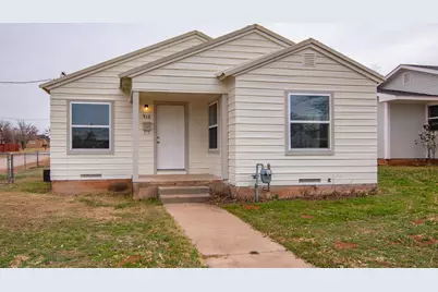 912 Lou Avenue, Sweetwater, TX 79556 - Photo 1