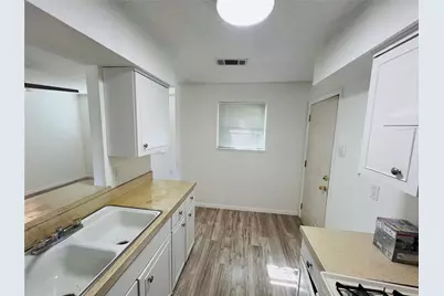 1303 Driftwood Drive, Duncanville, TX 75116 - Photo 5