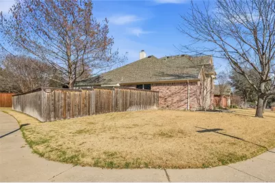 9316 Sterling Gate Drive, McKinney, TX 75072 - Photo 3