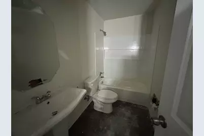 1208 E Daggett Avenue, Fort Worth, TX 76104 - Photo 9