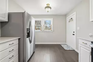 702 N Church St, Decatur, TX 76234 - Photo 29